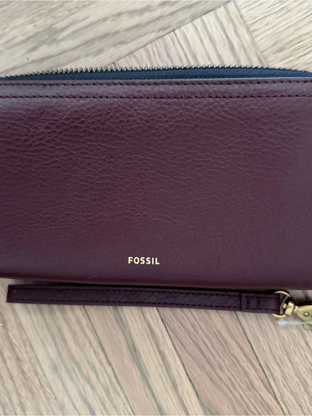 Fossil Burgundy Pebbled Leather Wristlet with Detachable Strap